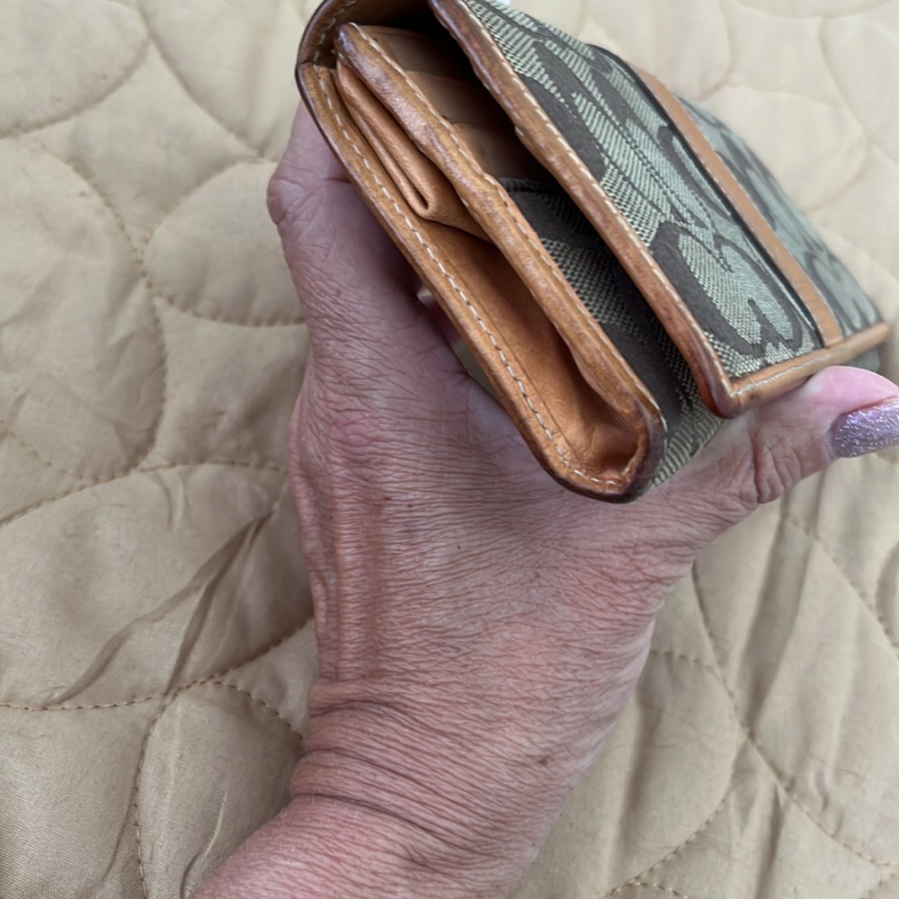 Coach wallet - Picture 7 of 11